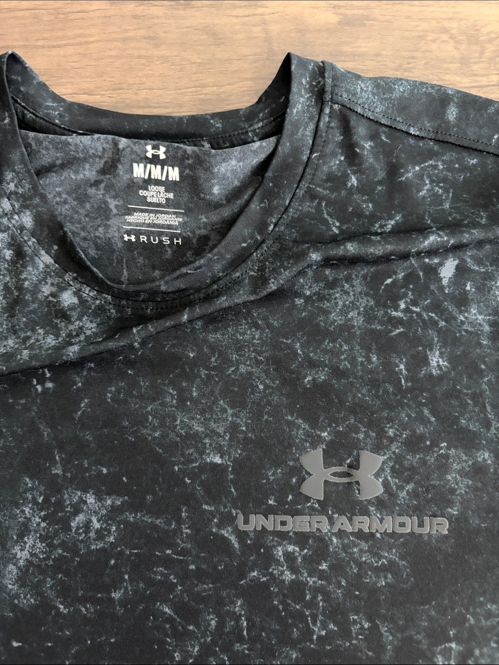 Under Armour Rush Men’s active tee in black marble